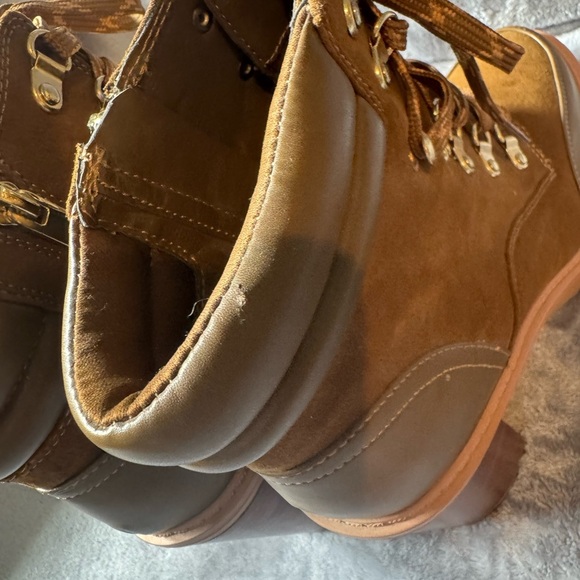 Brown Lace-Up Women's Boots - Picture 5 of 9